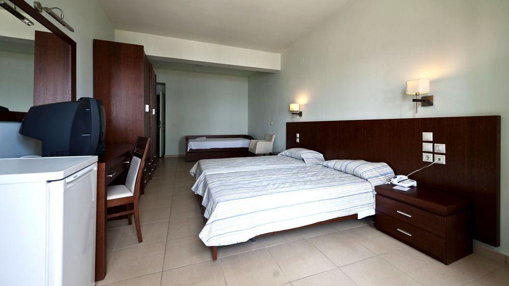 Skiathos Club Hotel & Suites Vasilias  Extérieur photo