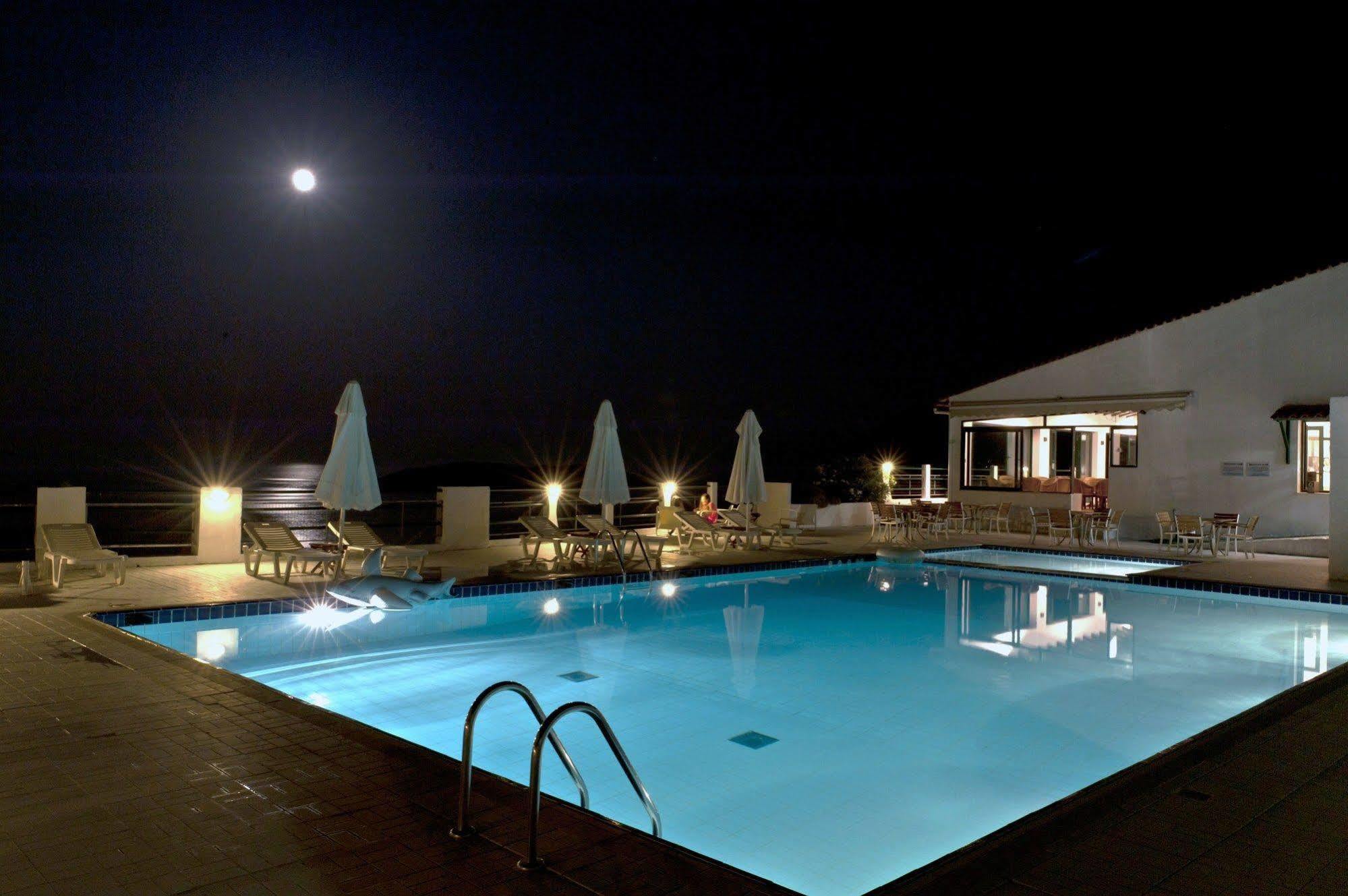 Skiathos Club Hotel & Suites Vasilias  Extérieur photo